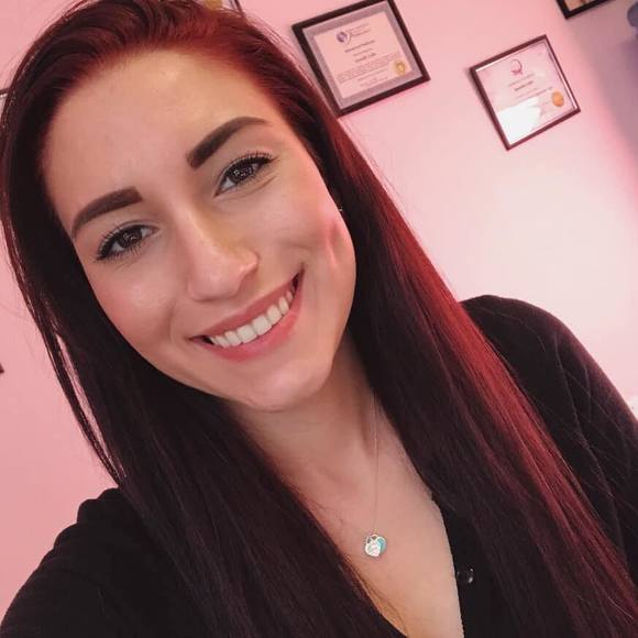 Meet your Posher, Kylee - Picture 1 of 1